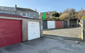 Crows Nest - Panoramic Views Of St Ives Harbour